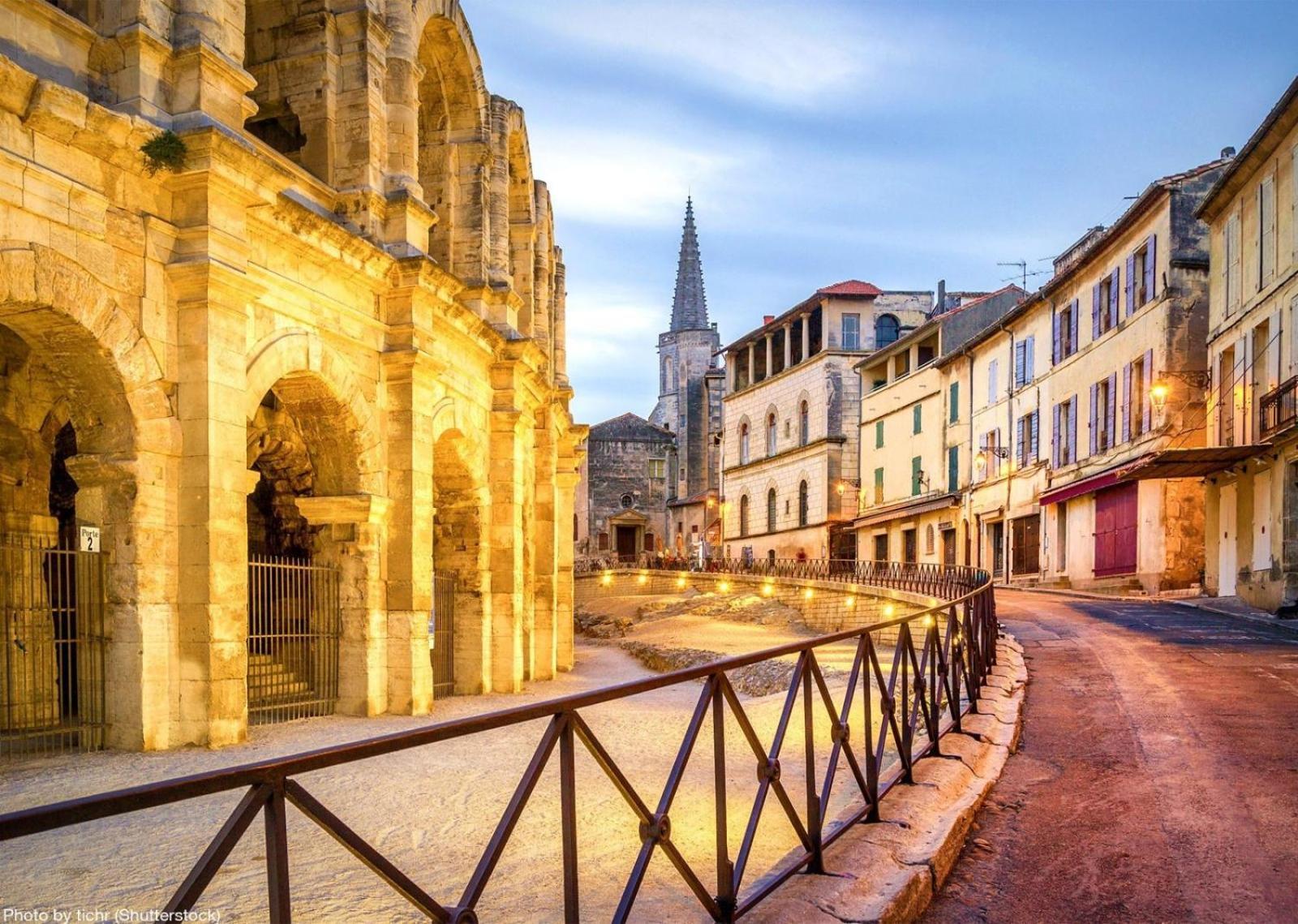 Hebergements Modernes & Cosy A Arles T3 Et T2 Elegants المظهر الخارجي الصورة