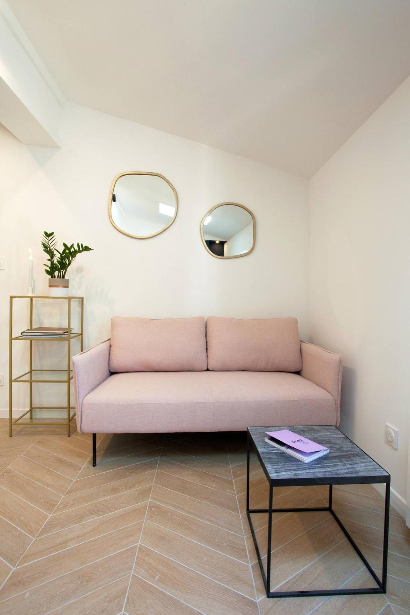 Hebergements Modernes & Cosy A Arles T3 Et T2 Elegants المظهر الخارجي الصورة